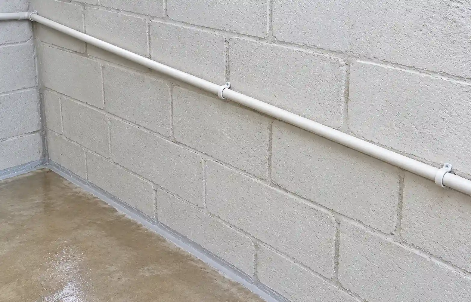 Basement wall dry after waterproofing