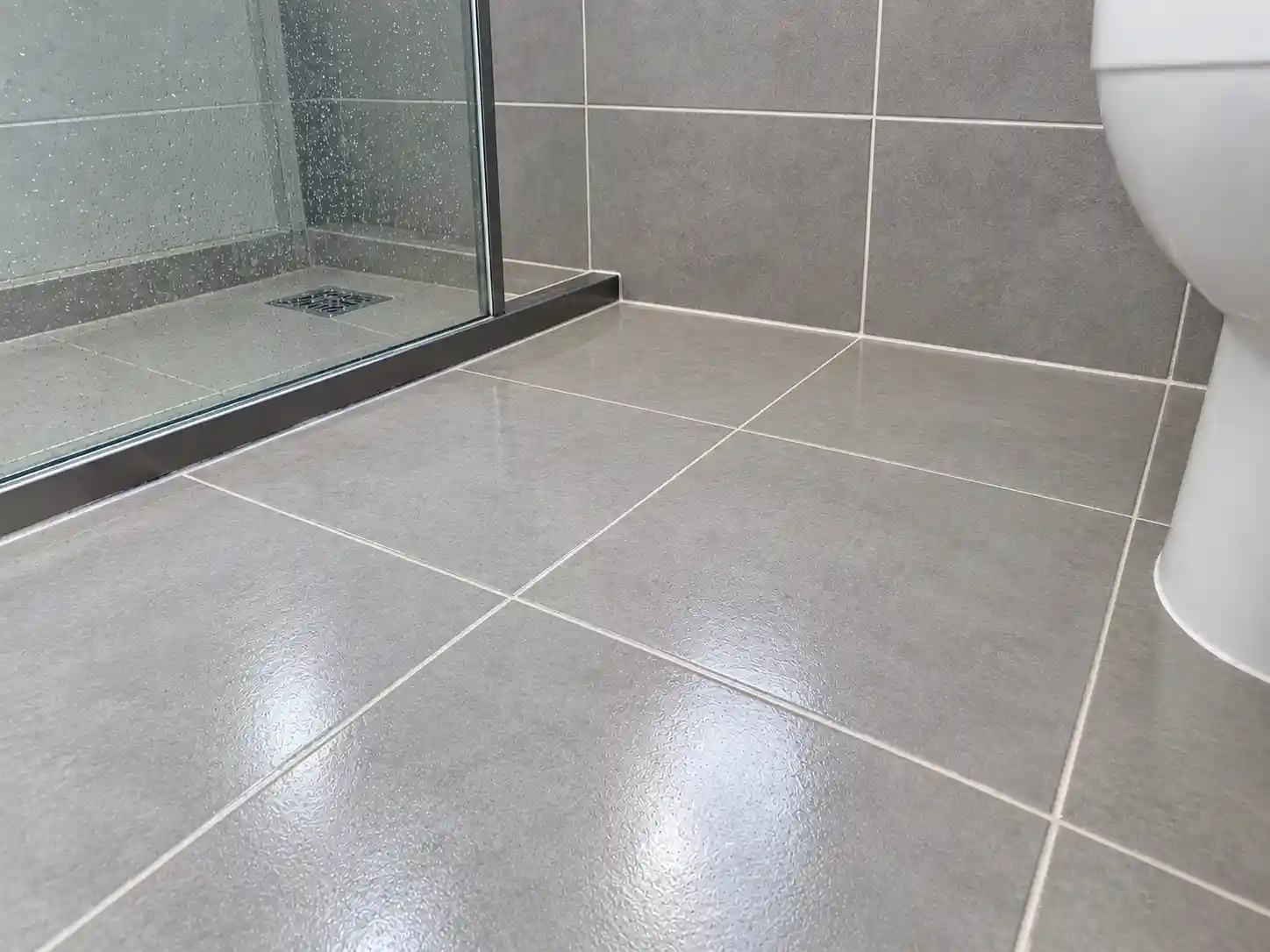 Bathroom floor clean and fully waterproofed after treatment
